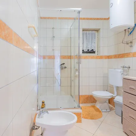 Tinka, No 1 Apartment Starigrad Paklenica